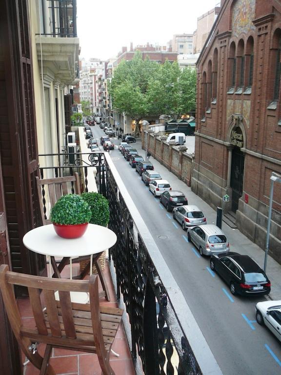 Apartamento Sant Gervasi Barselona Oda fotoğraf